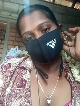 Tamil Hot Sandy online show from October 15, 2025, 4:55 am