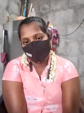 Tamil Hot Sandy online show from December 16, 2025, 5:11 am