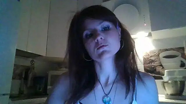 Snapshot of Arivonne chatting on March 20, 2026, 10:44 pm Arivonne online show from March 20, 2026, 10:44 pm