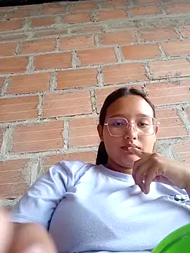 young dairy01 online show from November 5, 2025, 12:19 pm