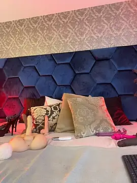 Snapshot of Angelina_Roa chatting on May 21, 2026, 2:36 pm Angelina Roa online show from May 21, 2026, 2:36 pm