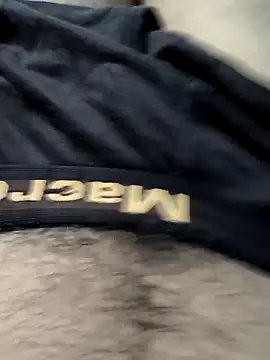 khushbuDarchut71 online show from September 30, 2025, 6:58 pm