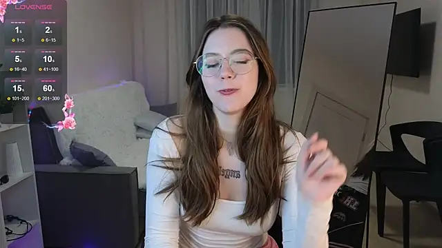 Snapshot of Tofumuchh chatting on October 24, 2025, 6:51 pm Tofumuchh online show from October 24, 2025, 6:51 pm