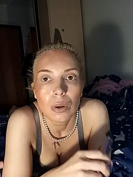 Snapshot of Conny_Shellie chatting on November 7, 2025, 10:20 am Conny Shellie online show from November 7, 2025, 10:20 am