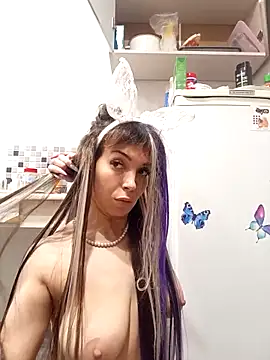 Snapshot of Conny_Shellie chatting on October 15, 2025, 5:21 pm Conny Shellie online show from October 15, 2025, 5:21 pm