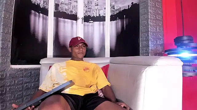 george lance online show from December 3, 2025, 4:02 am