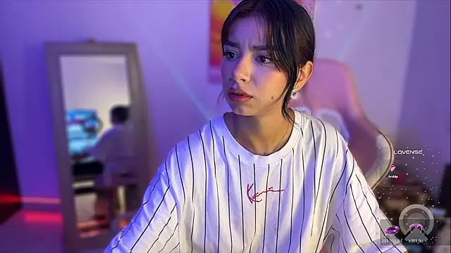 isa martinexxx online show from January 15, 2026, 1:20 am