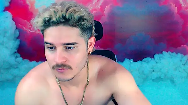 AlexPiersss online show from October 7, 2025, 7:15 pm