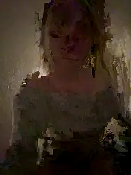 Snapshot of daphneluv225 chatting on September 26, 2025, 2:18 am daphneluv225 online show from September 26, 2025, 2:18 am