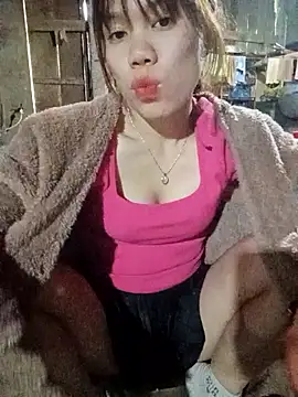 nhinhi-sexy online show from February 4, 2026, 7:47 am