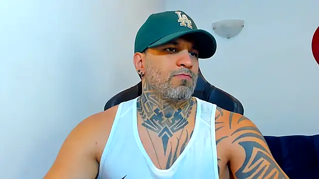 Snapshot of JoshRigby chatting on July 15, 2026, 7:43 pm JoshRigby online show from July 15, 2026, 7:43 pm