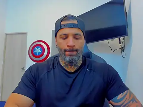 Snapshot of JoshRigby chatting on November 25, 2025, 8:20 pm JoshRigby online show from November 25, 2025, 8:20 pm