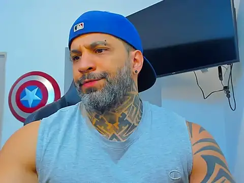 Snapshot of JoshRigby chatting on November 27, 2025, 8:09 pm JoshRigby online show from November 27, 2025, 8:09 pm