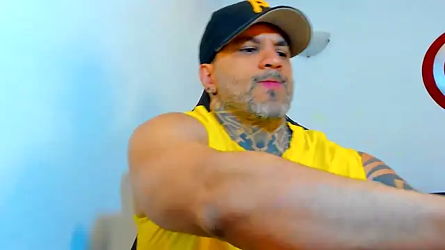 Snapshot of JoshRigby chatting on July 17, 2026, 8:06 pm JoshRigby online show from July 17, 2026, 8:06 pm