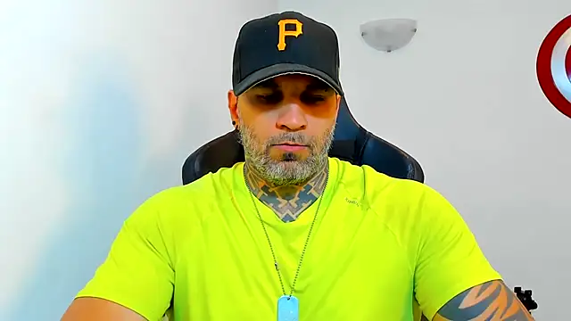Snapshot of JoshRigby chatting on July 7, 2026, 7:50 pm JoshRigby online show from July 7, 2026, 7:50 pm