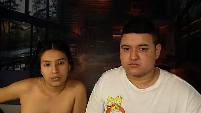 Charly and laura online show from October 3, 2025, 7:04 pm