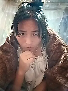 buddy-sexy online show from December 4, 2025, 12:04 pm