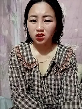 Snapshot of buddy-sexy chatting on May 17, 2026, 1:44 pm buddy-sexy online show from May 17, 2026, 1:44 pm