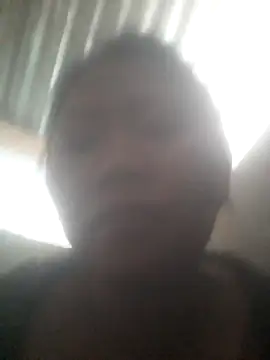 Snapshot of bree-zz chatting on November 16, 2025, 6:29 am bree-zz online show from November 16, 2025, 6:29 am