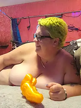 Snapshot of violentviolet68 chatting on July 21, 2026, 3:46 pm violentviolet68 online show from July 21, 2026, 3:46 pm