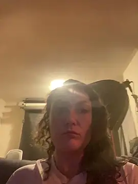 Snapshot of sexybriiiixoxo chatting on April 13, 2026, 4:05 am sexybriiiixoxo online show from April 13, 2026, 4:05 am