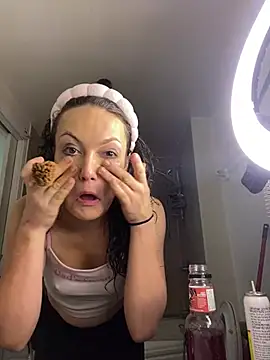 Snapshot of sexybriiiixoxo chatting on March 18, 2026, 9:15 pm sexybriiiixoxo online show from March 18, 2026, 9:15 pm