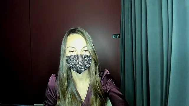 Snapshot of queen_of_mooon chatting on October 9, 2025, 7:20 am queen of mooon online show from October 9, 2025, 7:20 am