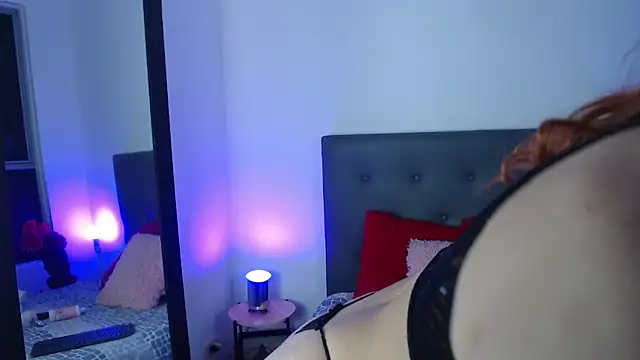 isa bigassx online show from January 16, 2026, 5:00 am