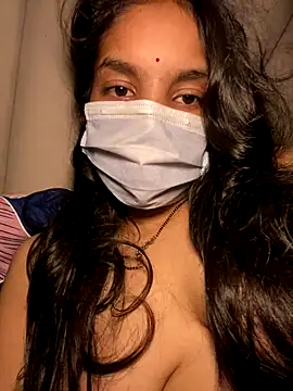 Aditi  0 online show from October 4, 2025, 8:21 pm