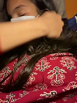 Aditi  0 online show from October 5, 2025, 6:53 pm