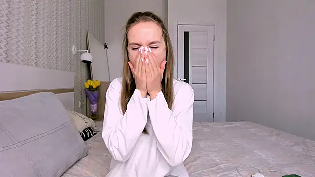 LilMary  online show from March 12, 2026, 7:23 am