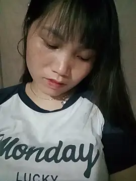 Snapshot of min-xinh chatting on June 21, 2026, 1:39 pm min-xinh online show from June 21, 2026, 1:39 pm