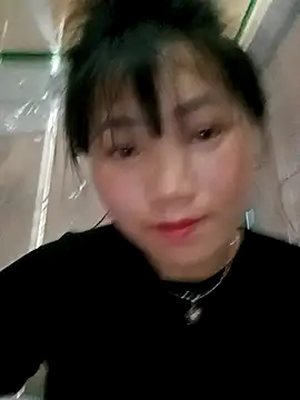 min-xinh online show from May 5, 2026, 7:55 am