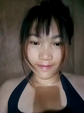 min-xinh online show from April 28, 2026, 9:52 pm