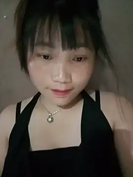 min-xinh online show from June 18, 2026, 1:05 pm