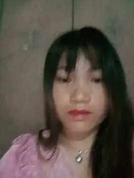Snapshot of min-xinh chatting on July 2, 2026, 8:15 pm min-xinh online show from July 2, 2026, 8:15 pm