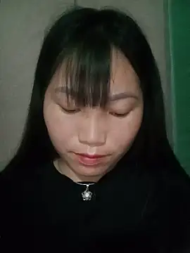 min-xinh online show from June 12, 2026, 9:34 pm
