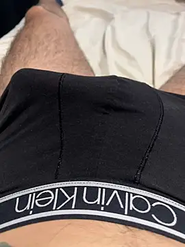 AlbertoRuiz086 online show from March 18, 2026, 1:57 pm