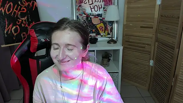 Snapshot of CamillaDreamer chatting on July 7, 2026, 4:32 pm CamillaDreamer online show from July 7, 2026, 4:32 pm