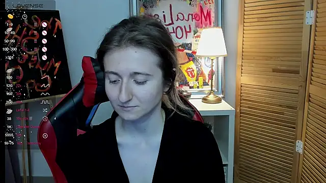 Snapshot of CamillaDreamer chatting on June 29, 2026, 7:02 pm CamillaDreamer online show from June 29, 2026, 7:02 pm