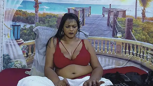 Snapshot of indianswtbella chatting on July 13, 2026, 5:01 pm indianswtbella online show from July 13, 2026, 5:01 pm