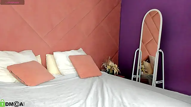 Snapshot of KarinaBroks chatting on January 16, 2026, 10:19 am KarinaBroks online show from January 16, 2026, 10:19 am