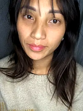 Snapshot of July_sexy69 chatting on November 28, 2025, 3:01 pm July sexy69 online show from November 28, 2025, 3:01 pm