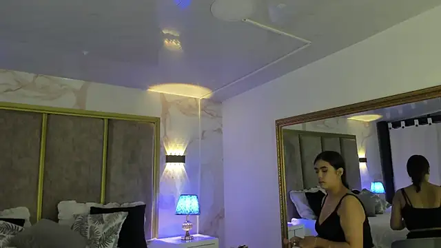 AmelieSilver online show from October 4, 2025, 3:30 am