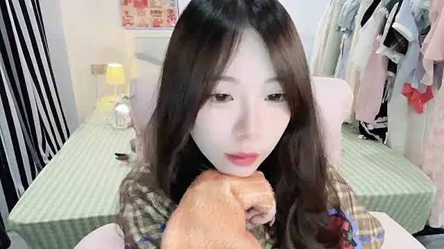 Snapshot of Gardenia-222 chatting on March 7, 2026, 1:49 pm Gardenia-222 online show from March 7, 2026, 1:49 pm