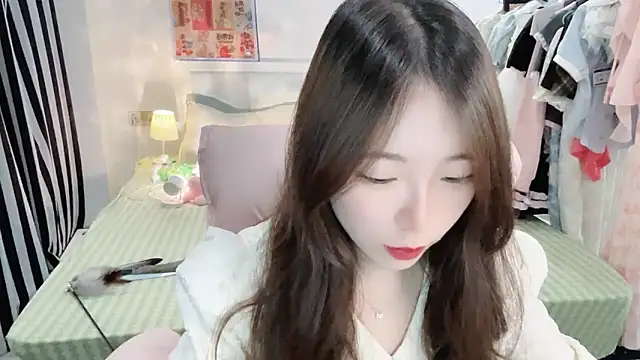 Snapshot of Gardenia-222 chatting on February 27, 2026, 1:11 pm Gardenia-222 online show from February 27, 2026, 1:11 pm