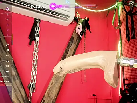 Snapshot of EVADANGERBDSM_ chatting on October 10, 2025, 11:33 am EVADANGERBDSM online show from October 10, 2025, 11:33 am