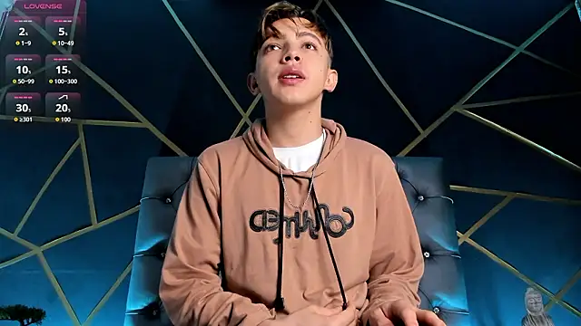 Lian Miller1  online show from February 9, 2026, 12:36 pm