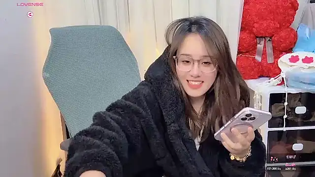 NEWONETO online show from November 27, 2025, 11:21 am