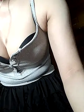 Snapshot of LenaCii chatting on October 14, 2025, 4:51 pm LenaCii online show from October 14, 2025, 4:51 pm